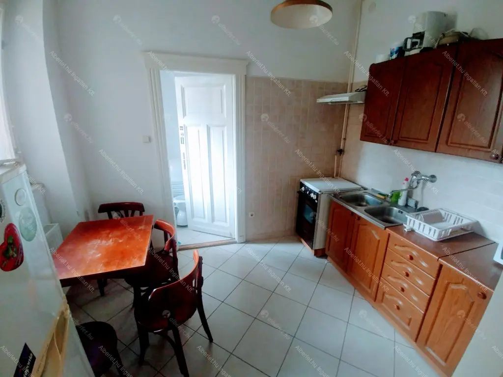 Kiadó albérlet 400000 Ft/hó áron: Budapest, XI. kerület  Vak Bottyán utca. Mérete: 110 nm, 3 szobás | Alberlet.hu - 6663188