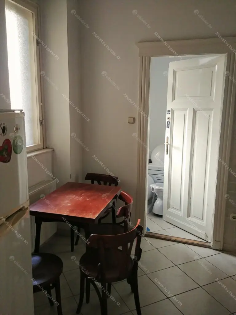 Kiadó albérlet 400000 Ft/hó áron: Budapest, XI. kerület  Vak Bottyán utca. Mérete: 110 nm, 3 szobás | Alberlet.hu - 6663193