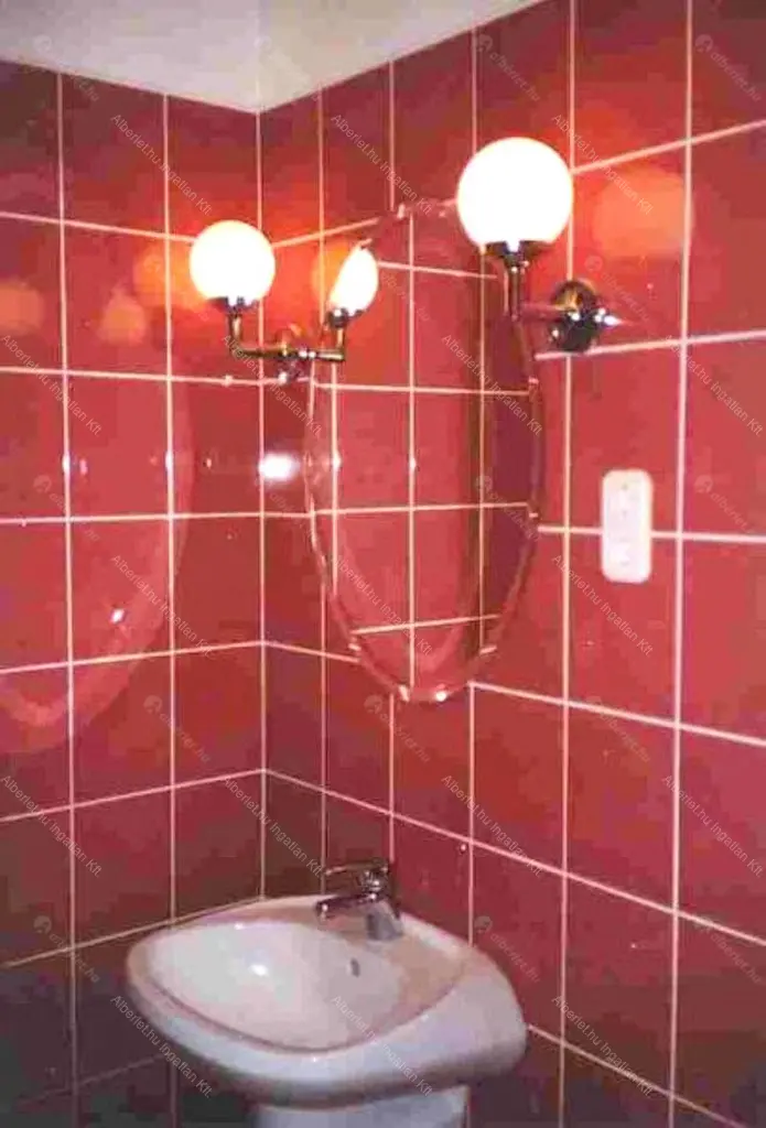 Kiadó albérlet 400000 Ft/hó áron: Budapest, XI. kerület  Vak Bottyán utca. Mérete: 110 nm, 3 szobás | Alberlet.hu - 6663199