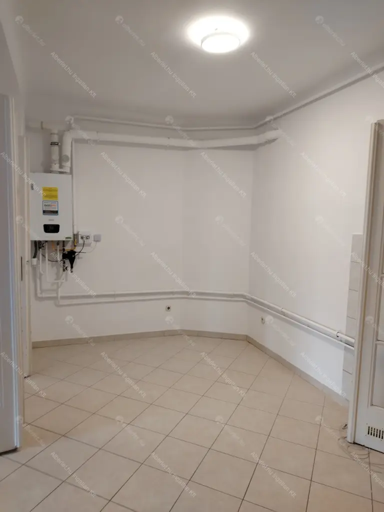 Kiadó albérlet 400000 Ft/hó áron: Budapest, XI. kerület  Vak Bottyán utca. Mérete: 110 nm, 3 szobás | Alberlet.hu - 6708712