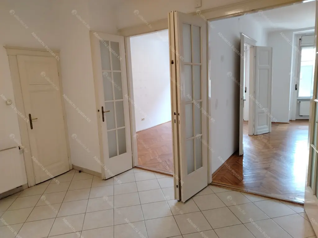 Kiadó albérlet 400000 Ft/hó áron: Budapest, XI. kerület  Vak Bottyán utca. Mérete: 110 nm, 3 szobás | Alberlet.hu - 6708714