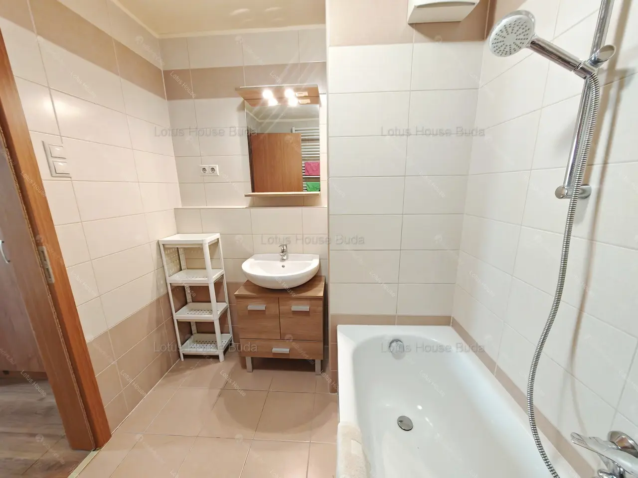 Kiadó albérlet 330000 Ft/hó áron: Budapest, XI. kerület  Váli utca. Mérete: 52 nm, 2 szobás | Alberlet.hu - 6669568