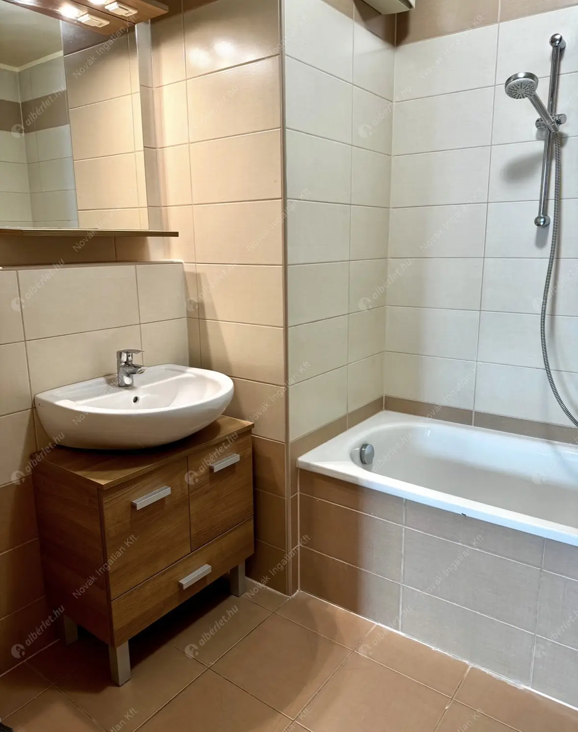 Kiadó albérlet 350000 Ft/hó áron: Budapest, XI. kerület  Váli utca. Mérete: 56 nm, 2 szobás | Alberlet.hu - 6624729