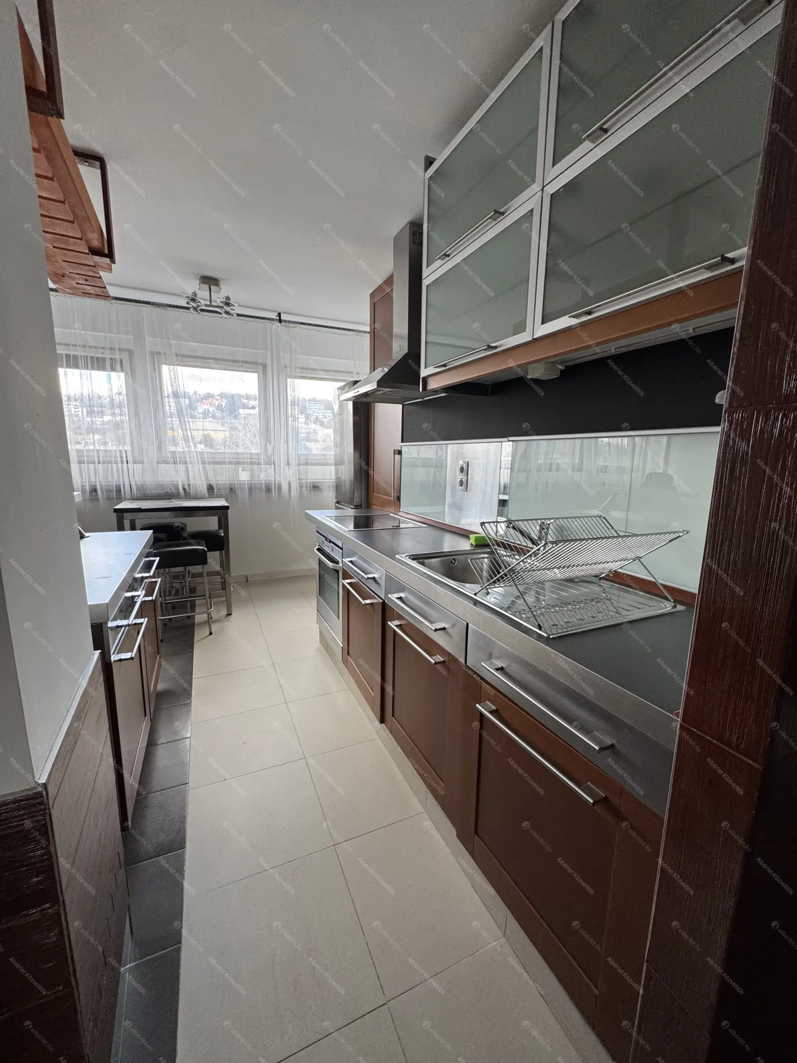 Kiadó albérlet 240000 Ft/hó áron: Budapest, XI. kerület  Villányi út. Mérete: 46 nm, 2 szobás | Alberlet.hu - 6656976