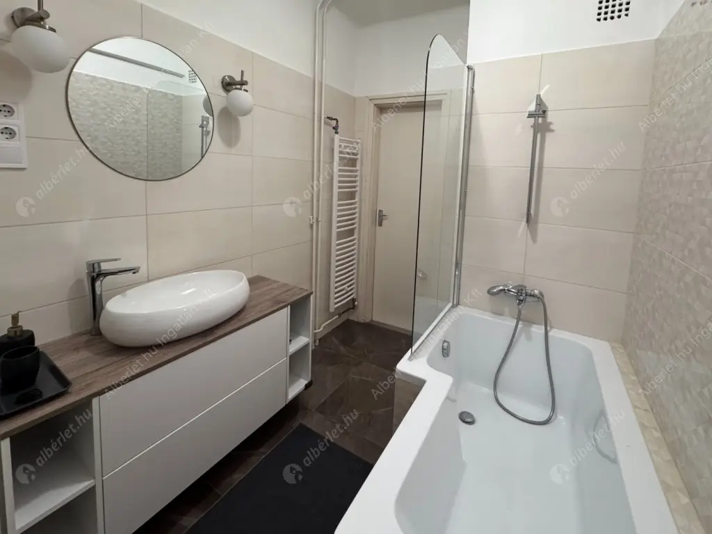 Kiadó albérlet 450000 Ft/hó áron: Budapest, XI. kerület  Villányi út. Mérete: 70 nm, 3 szobás | Alberlet.hu - 6630287