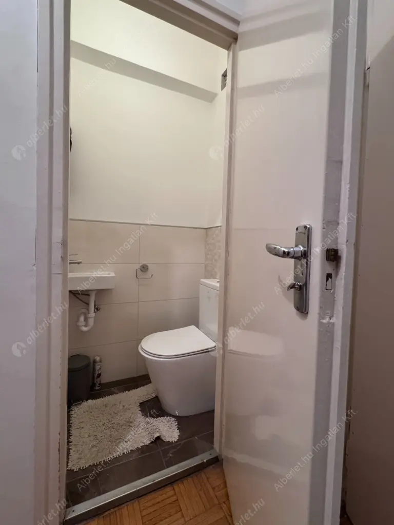 Kiadó albérlet 450000 Ft/hó áron: Budapest, XI. kerület  Villányi út. Mérete: 70 nm, 3 szobás | Alberlet.hu - 6630293