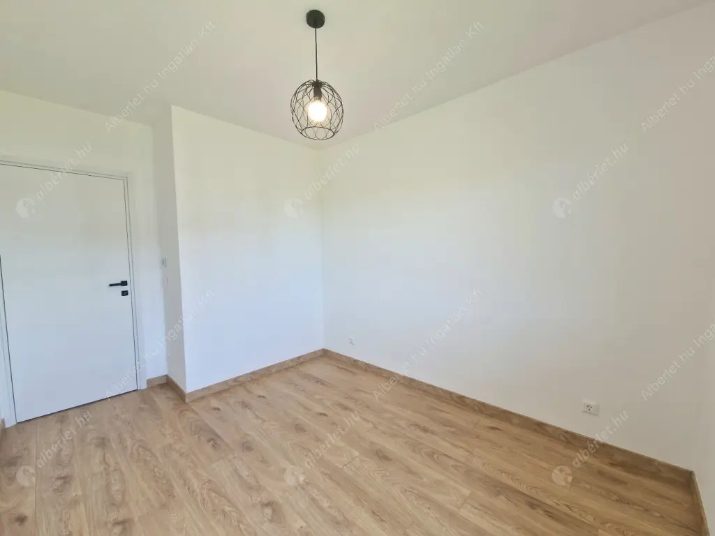 Kiadó albérlet 580000 Ft/hó áron: Budapest, XI. kerület  Virágkertész út. Mérete: 87 nm, 4 szobás | Alberlet.hu - 6581295