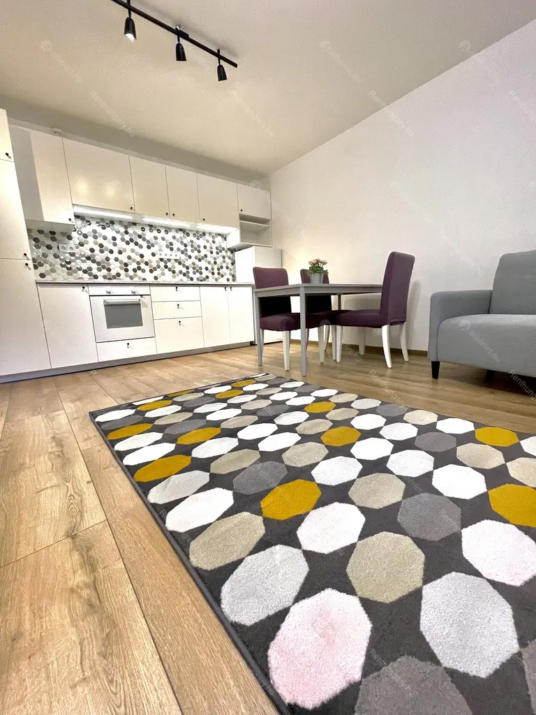 Kiadó albérlet 245000 Ft/hó áron: Budapest, XI. kerület  Zsombolyai utca. Mérete: 40 nm, 1 szobás | Alberlet.hu - 5674266