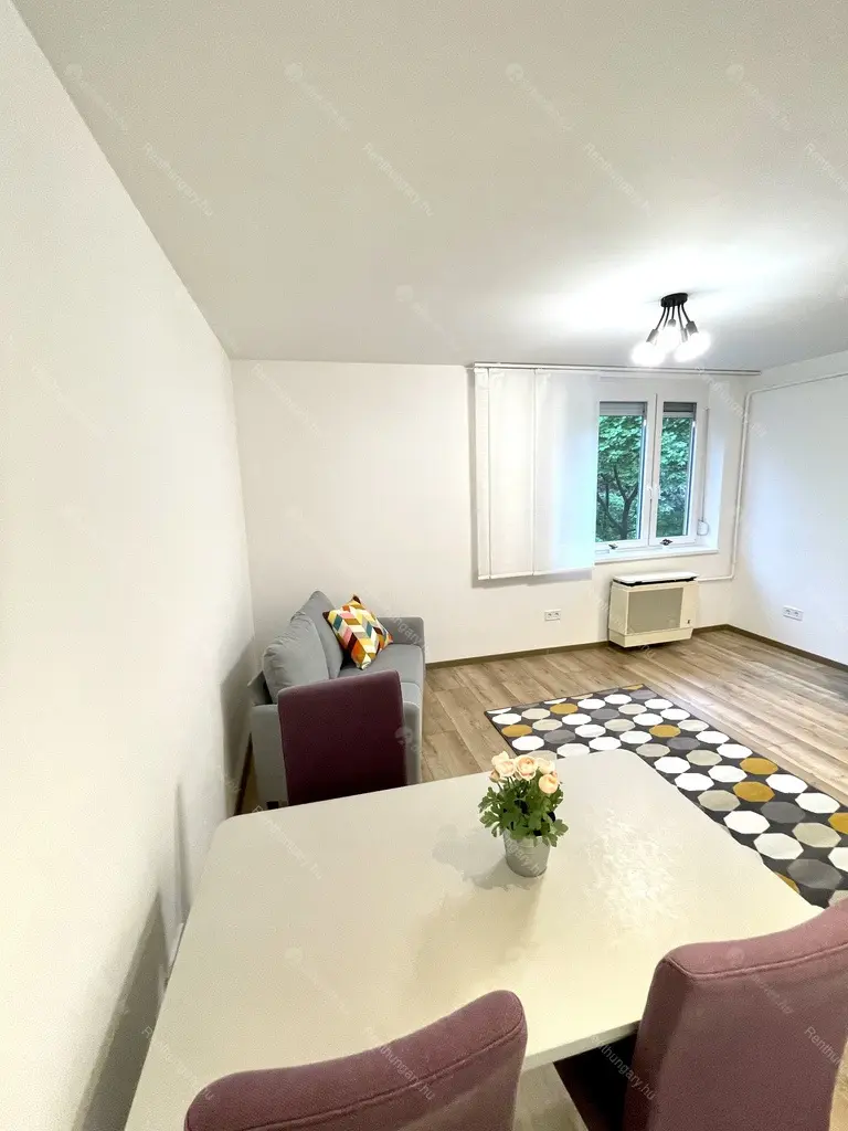 Kiadó albérlet 245000 Ft/hó áron: Budapest, XI. kerület  Zsombolyai utca. Mérete: 40 nm, 1 szobás | Alberlet.hu - 5674267