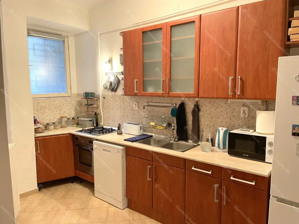 Kiadó albérlet 320000 Ft/hó áron: Budapest, XII. kerület  Alkotás utca. Mérete: 74 nm, 2 szobás | Alberlet.hu - 6668842