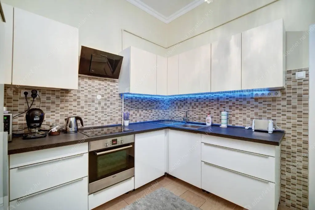 Kiadó albérlet 425000 Ft/hó áron: Budapest, XII. kerület  Alkotás utca. Mérete: 90 nm, 2 szobás | Alberlet.hu - 6590927