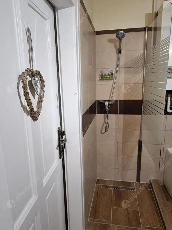 Kiadó albérlet 425000 Ft/hó áron: Budapest, XII. kerület  Alkotás utca. Mérete: 90 nm, 2 szobás | Alberlet.hu - 6590939