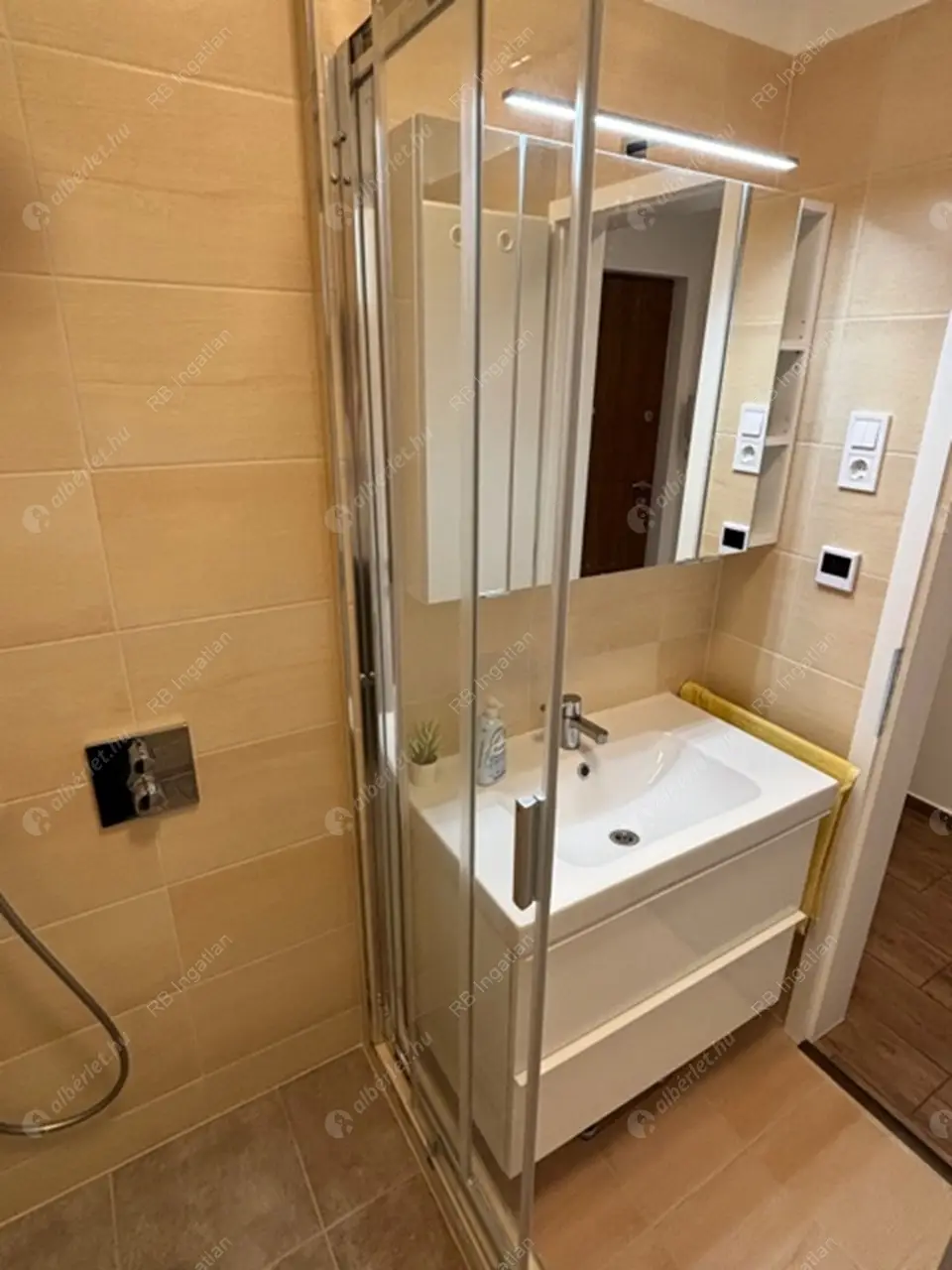 Kiadó albérlet 300000 Ft/hó áron: Budapest, XII. kerület  Bíró utca. Mérete: 56 nm, 2 szobás | Alberlet.hu - 6331120