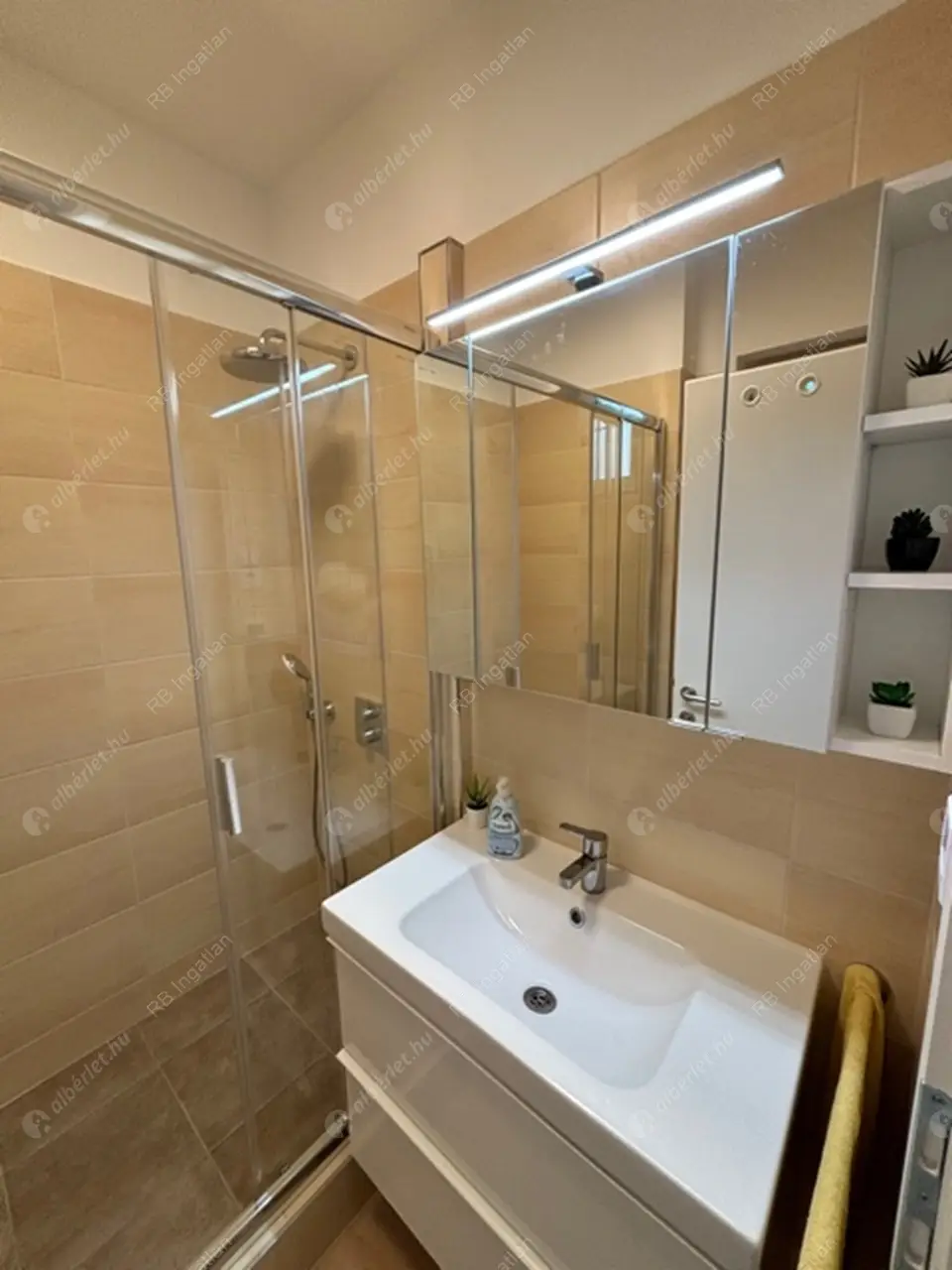 Kiadó albérlet 300000 Ft/hó áron: Budapest, XII. kerület  Bíró utca. Mérete: 56 nm, 2 szobás | Alberlet.hu - 6331122