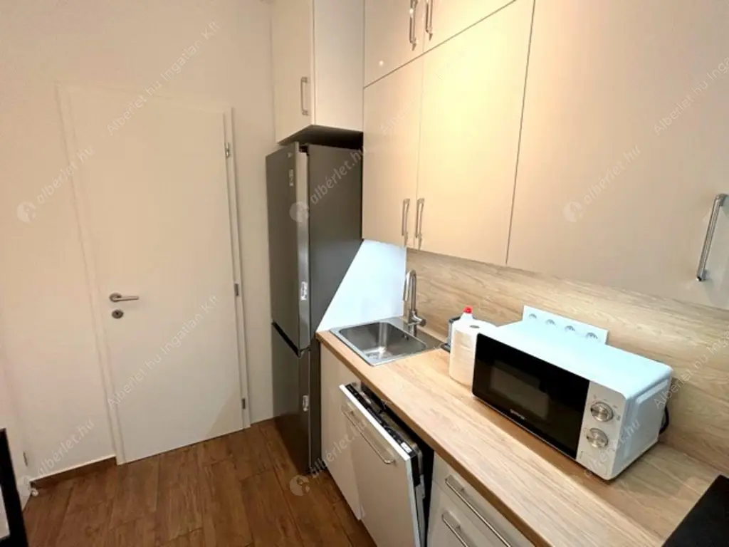 Kiadó albérlet 285000 Ft/hó áron: Budapest, XII. kerület  Bíró utca. Mérete: 56 nm, 1 szobás | Alberlet.hu - 6550979