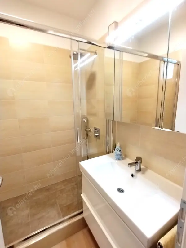 Kiadó albérlet 285000 Ft/hó áron: Budapest, XII. kerület  Bíró utca. Mérete: 56 nm, 1 szobás | Alberlet.hu - 6620098