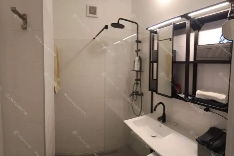 Kiadó albérlet 220000 Ft/hó áron: Budapest, XII. kerület  Böszörményi út. Mérete: 44 nm, 1 szobás | Alberlet.hu - 6666923