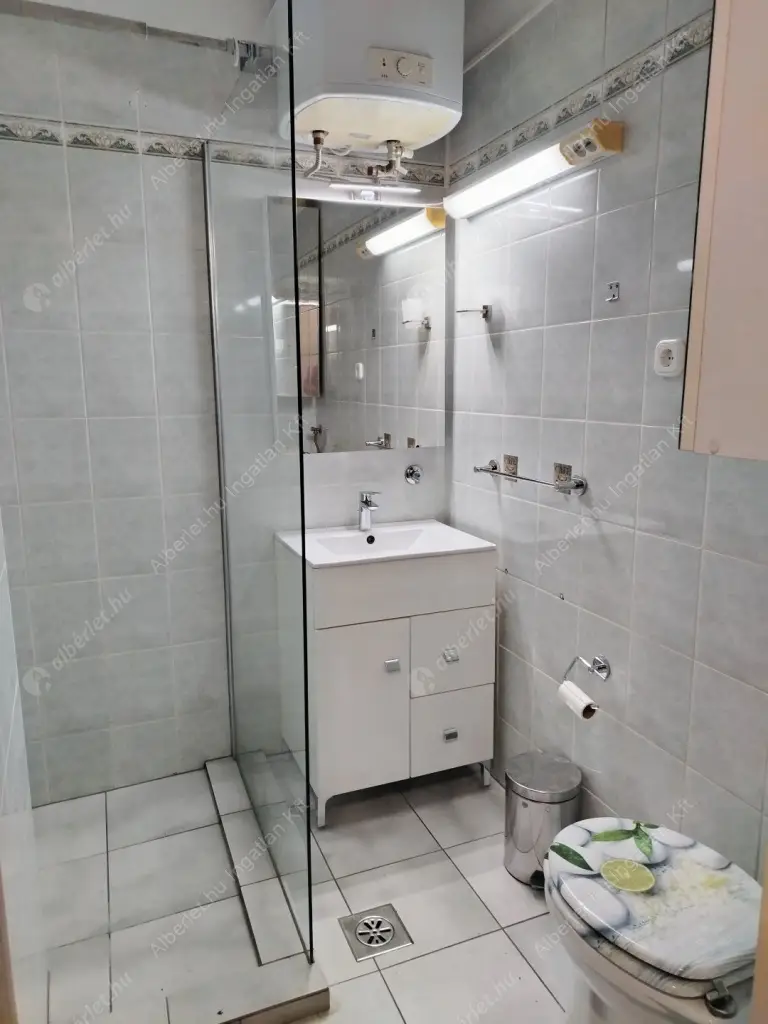 Kiadó albérlet 230000 Ft/hó áron: Budapest, XII. kerület  Böszörményi út. Mérete: 45 nm, 1 szobás | Alberlet.hu - 6572725