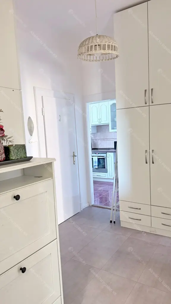 Kiadó albérlet 360000 Ft/hó áron: Budapest, XII. kerület  Böszörményi út. Mérete: 80 nm, 3 szobás | Alberlet.hu - 6645706