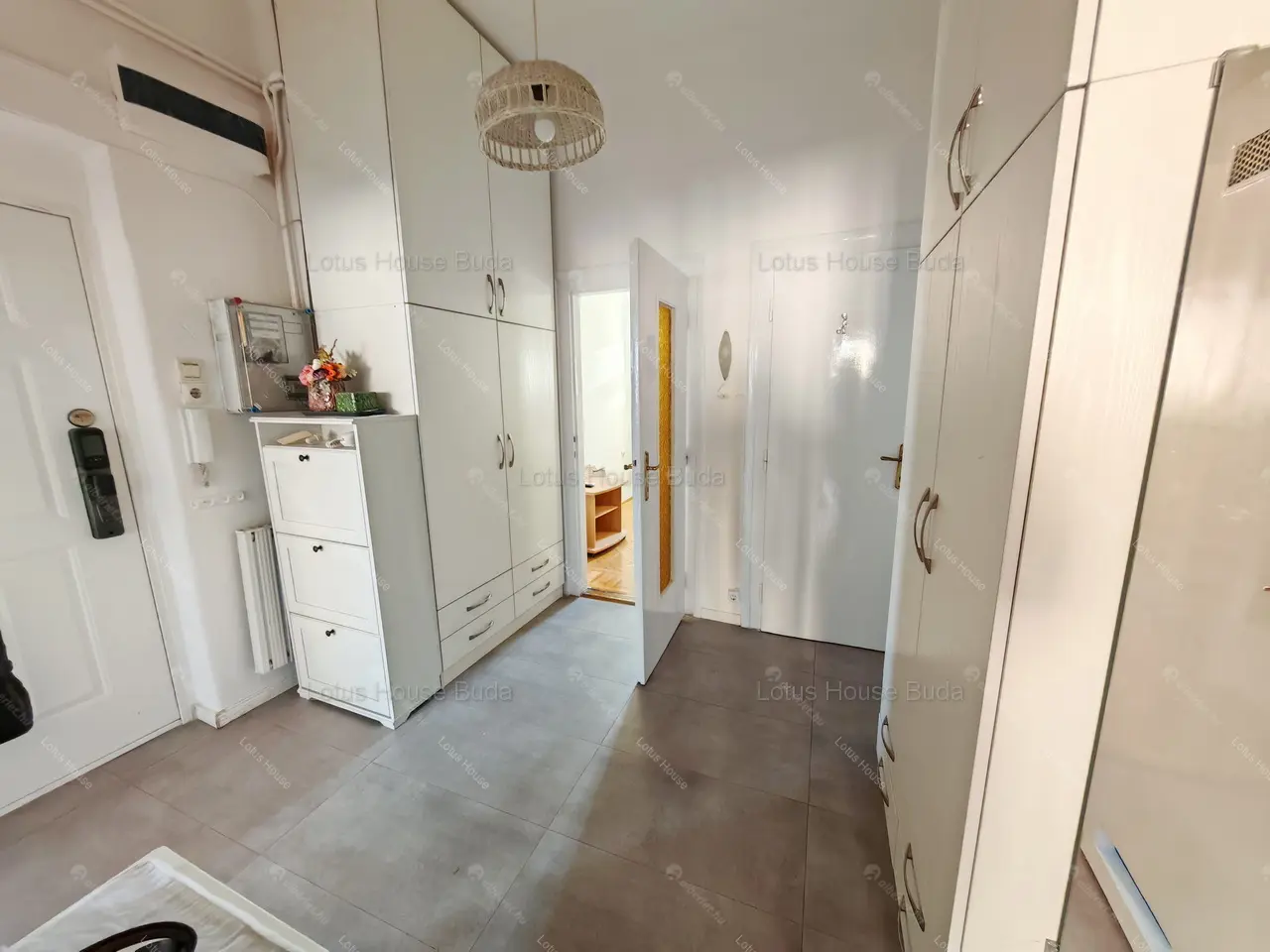 Kiadó albérlet 360000 Ft/hó áron: Budapest, XII. kerület  Böszörményi út. Mérete: 81 nm, 2 szobás | Alberlet.hu - 6667648