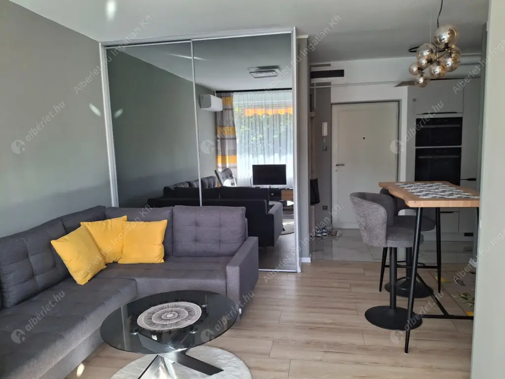 Kiadó albérlet 320000 Ft/hó áron: Budapest, XII. kerület  Csipke út. Mérete: 45 nm, 1 szobás | Alberlet.hu - 6566252