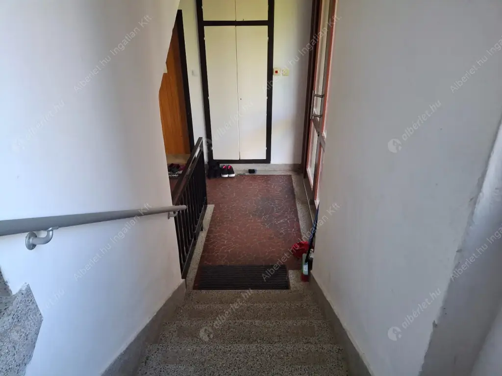 Kiadó albérlet 320000 Ft/hó áron: Budapest, XII. kerület  Csipke út. Mérete: 45 nm, 1 szobás | Alberlet.hu - 6566265