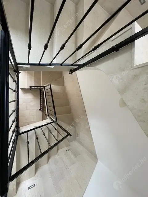 Kiadó albérlet 964000 Ft/hó áron: Budapest, XII. kerület  Csipke utca. Mérete: 300 nm, 6 szobás | Alberlet.hu - 6491731