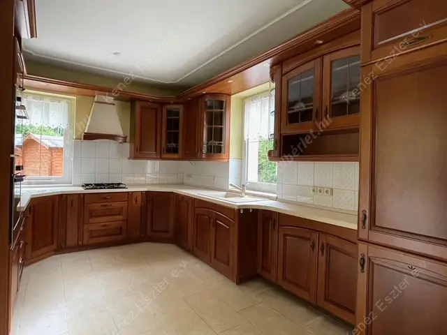 Kiadó albérlet 964000 Ft/hó áron: Budapest, XII. kerület  Csipke utca. Mérete: 300 nm, 6 szobás | Alberlet.hu - 6491734