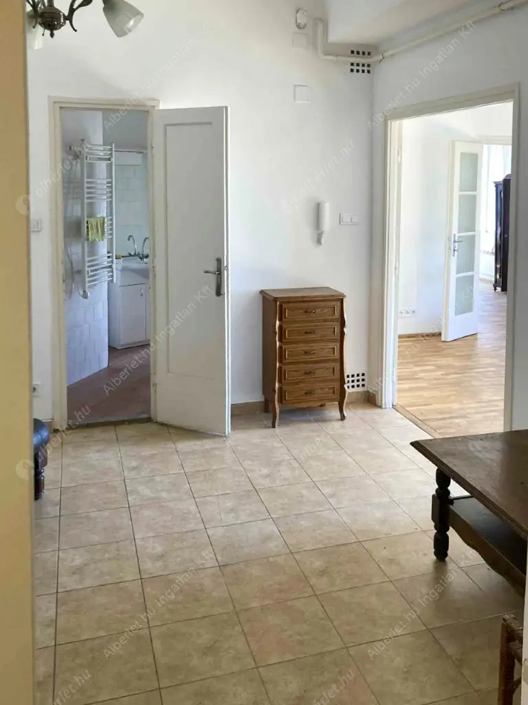 Kiadó albérlet 299000 Ft/hó áron: Budapest, XII. kerület  Csörsz utca. Mérete: 87 nm, 2 szobás | Alberlet.hu - 6597653