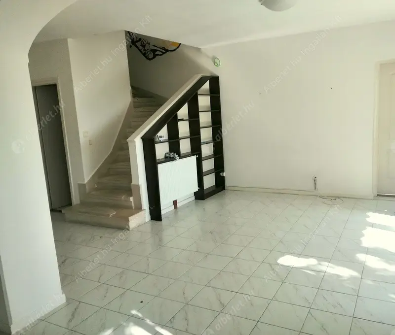 Kiadó albérlet 420000 Ft/hó áron: Budapest, XII. kerület  Denevér köz. Mérete: 120 nm, 4 szobás | Alberlet.hu - 6149445