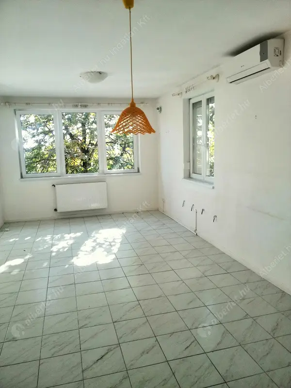 Kiadó albérlet 420000 Ft/hó áron: Budapest, XII. kerület  Denevér köz. Mérete: 120 nm, 4 szobás | Alberlet.hu - 6149447