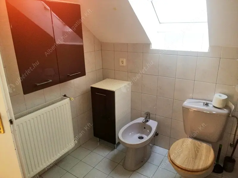 Kiadó albérlet 420000 Ft/hó áron: Budapest, XII. kerület  Denevér köz. Mérete: 120 nm, 4 szobás | Alberlet.hu - 6149452
