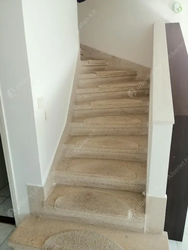 Kiadó albérlet 420000 Ft/hó áron: Budapest, XII. kerület  Denevér köz. Mérete: 120 nm, 4 szobás | Alberlet.hu - 6149453