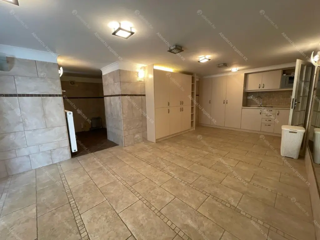 Kiadó albérlet 895000 Ft/hó áron: Budapest, XII. kerület  Denevér köz. Mérete: 165 nm, 4 szobás | Alberlet.hu - 6678403