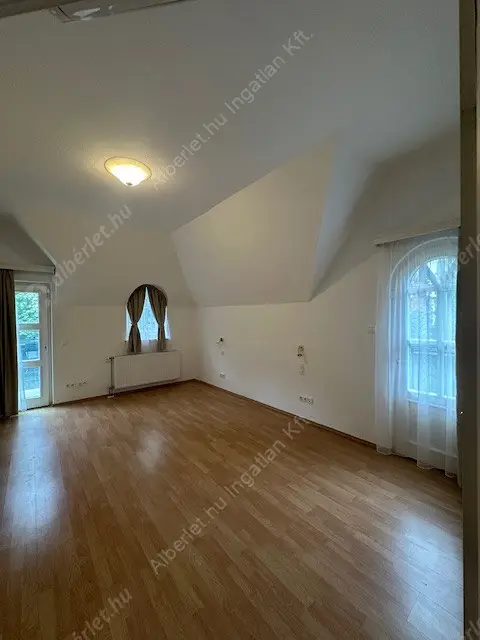 Kiadó albérlet 1320000 Ft/hó áron: Budapest, XII. kerület  Diana utca. Mérete: 200 nm, 4 szobás | Alberlet.hu - 6580499