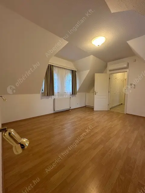Kiadó albérlet 1320000 Ft/hó áron: Budapest, XII. kerület  Diana utca. Mérete: 200 nm, 4 szobás | Alberlet.hu - 6580504