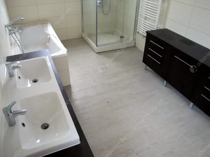 Kiadó albérlet 1200000 Ft/hó áron: Budapest, XII. kerület  Diós árok. Mérete: 200 nm, 5 szobás | Alberlet.hu - 6623631