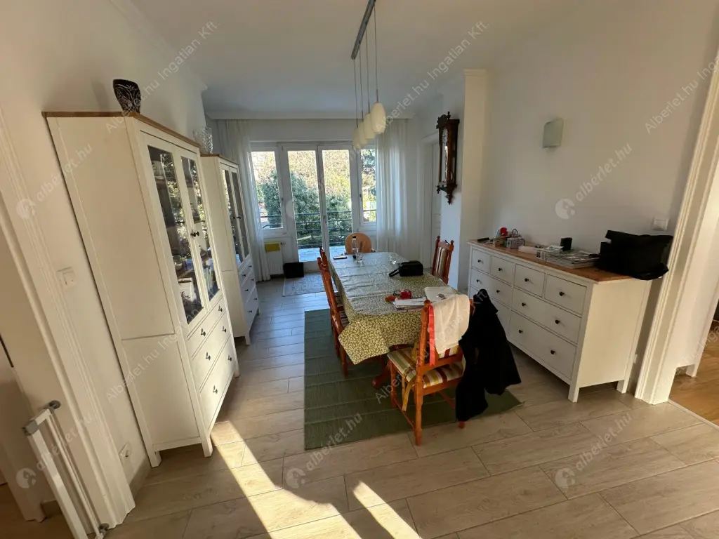 Kiadó albérlet 1200000 Ft/hó áron: Budapest, XII. kerület  Diós árok. Mérete: 200 nm, 5 szobás | Alberlet.hu - 6636975