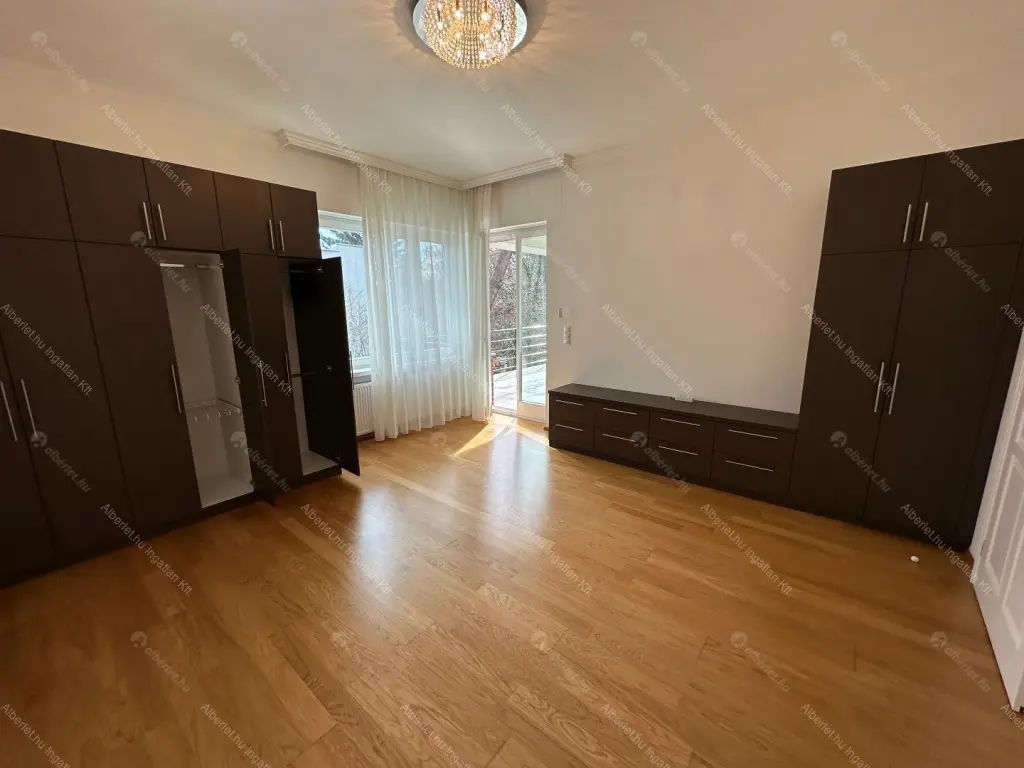 Kiadó albérlet 1200000 Ft/hó áron: Budapest, XII. kerület  Diós árok. Mérete: 200 nm, 5 szobás | Alberlet.hu - 6660949