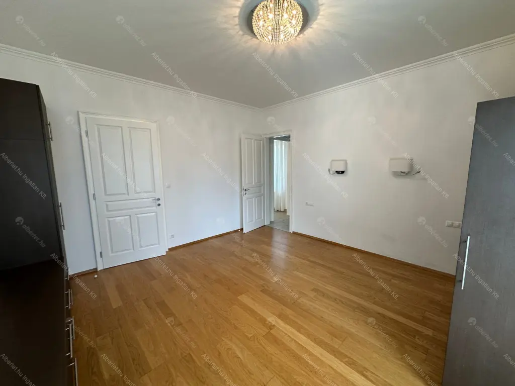 Kiadó albérlet 1200000 Ft/hó áron: Budapest, XII. kerület  Diós árok. Mérete: 200 nm, 5 szobás | Alberlet.hu - 6682361