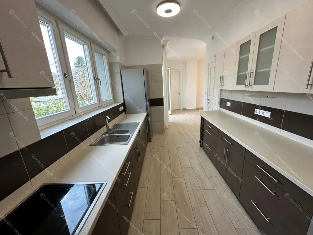 Kiadó albérlet 1200000 Ft/hó áron: Budapest, XII. kerület  Diós árok. Mérete: 200 nm, 5 szobás | Alberlet.hu - 6700888