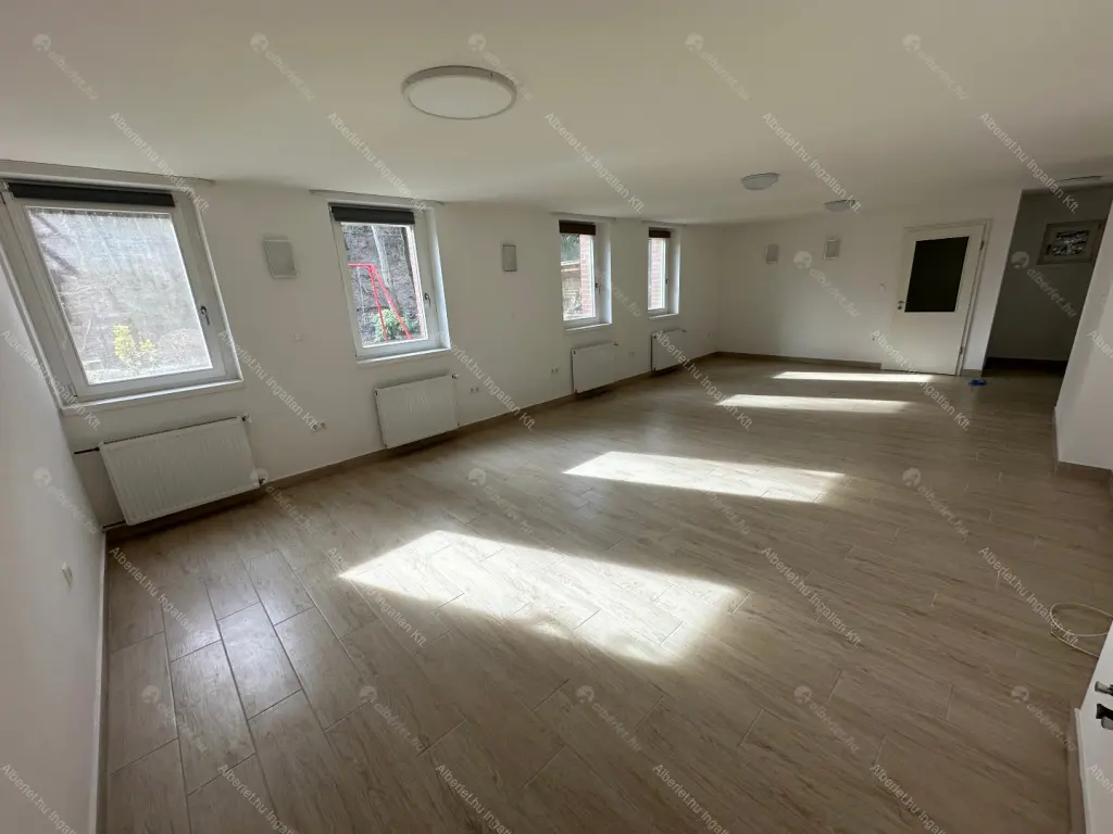 Kiadó albérlet 1200000 Ft/hó áron: Budapest, XII. kerület  Diós árok. Mérete: 200 nm, 5 szobás | Alberlet.hu - 6700892