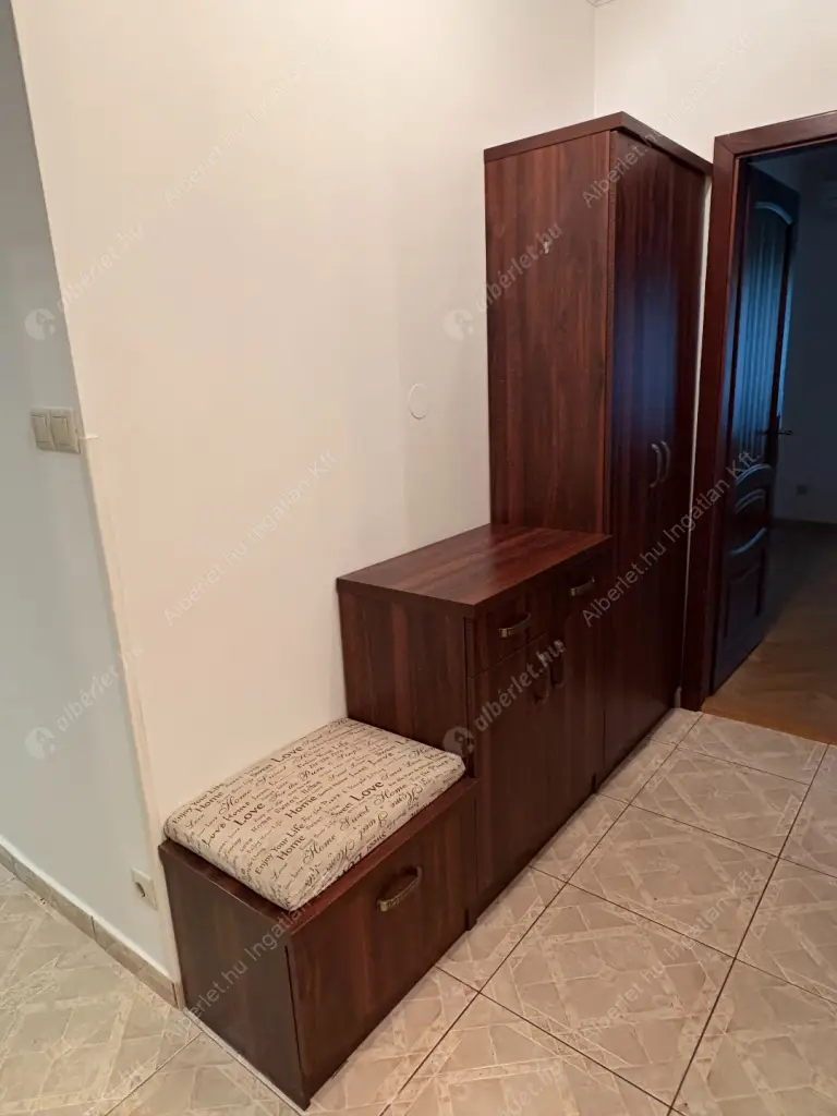 Kiadó albérlet 370000 Ft/hó áron: Budapest, XII. kerület  Diós árok. Mérete: 75 nm, 2 szobás | Alberlet.hu - 6541213
