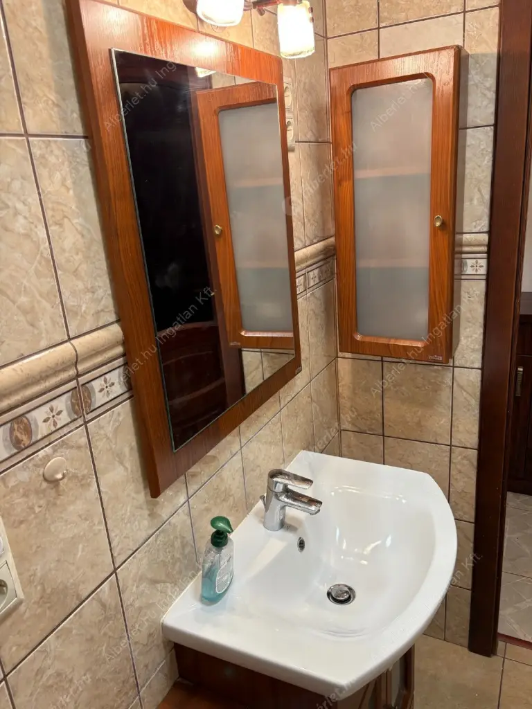 Kiadó albérlet 370000 Ft/hó áron: Budapest, XII. kerület  Diós árok. Mérete: 75 nm, 2 szobás | Alberlet.hu - 6541215