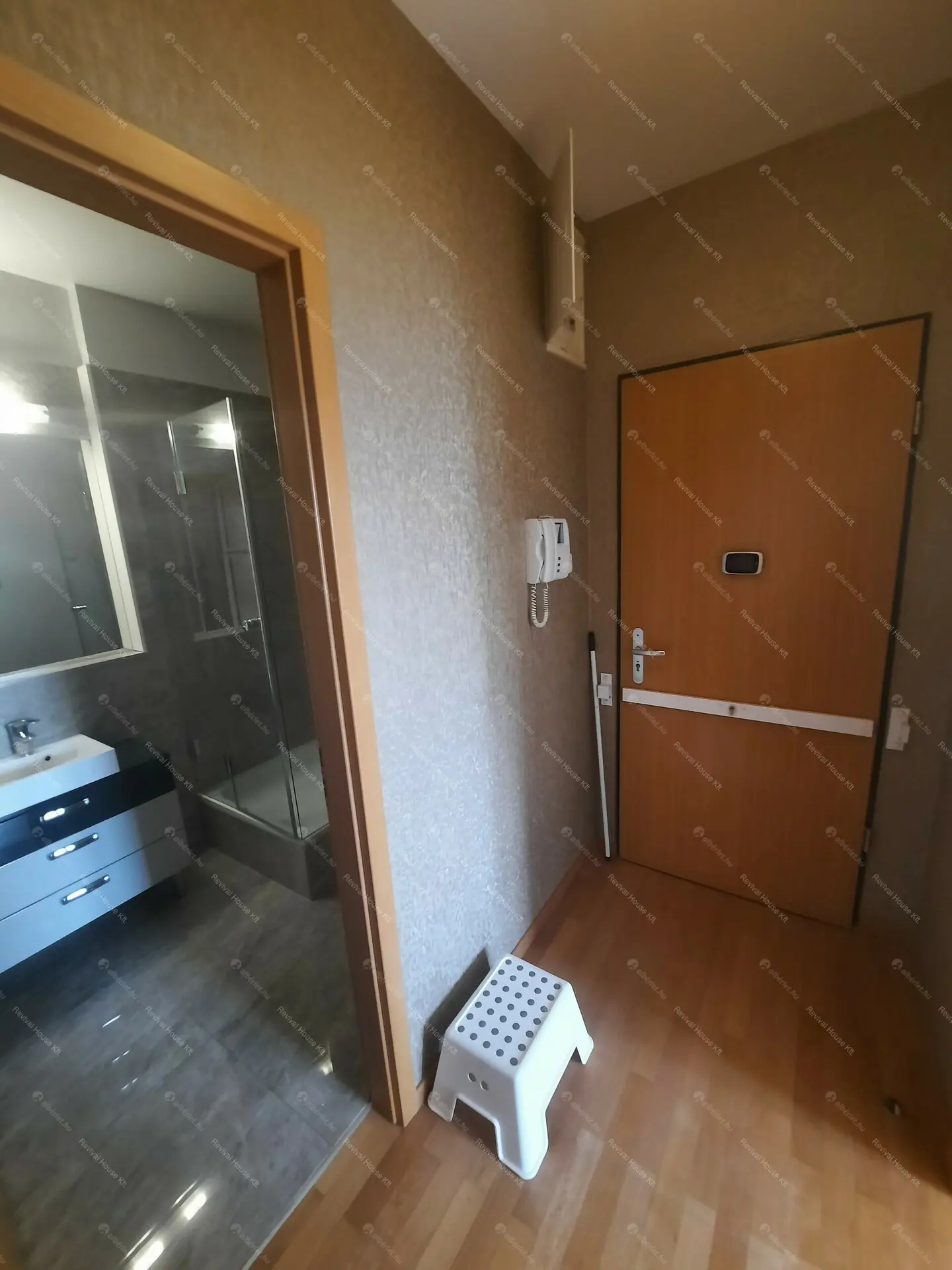 Kiadó albérlet 700000 Ft/hó áron: Budapest, XII. kerület  Dolgos utca. Mérete: 104 nm, 4 szobás | Alberlet.hu - 5727634