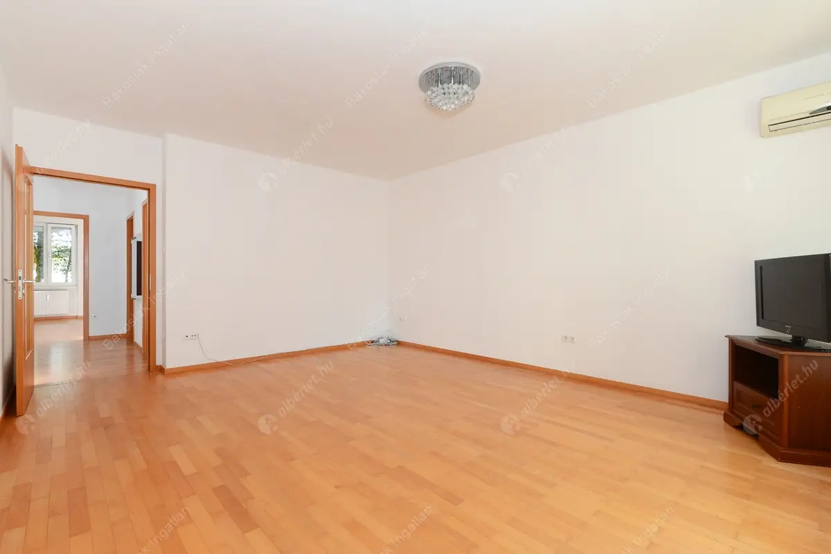 Kiadó albérlet 497000 Ft/hó áron: Budapest, XII. kerület  Dolgos utca. Mérete: 89 nm, 3 szobás | Alberlet.hu - 6114491