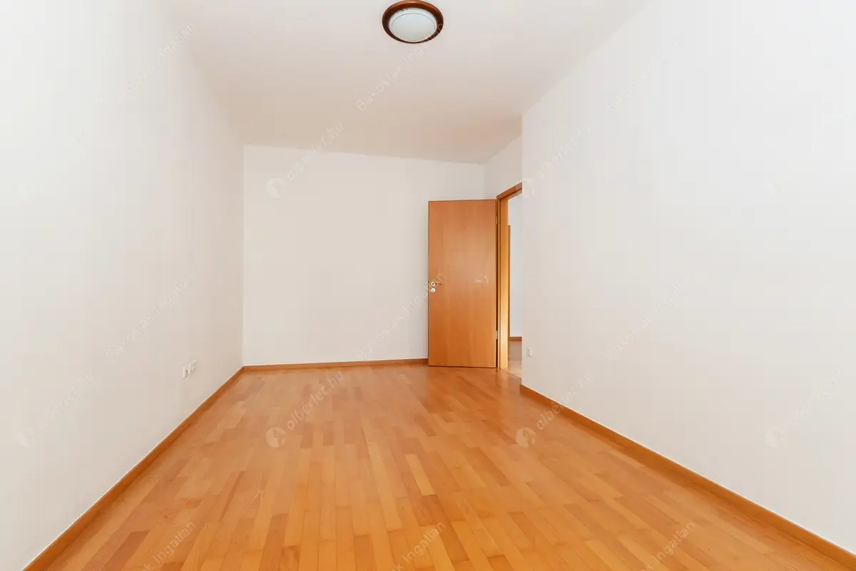 Kiadó albérlet 497000 Ft/hó áron: Budapest, XII. kerület  Dolgos utca. Mérete: 89 nm, 3 szobás | Alberlet.hu - 6114504