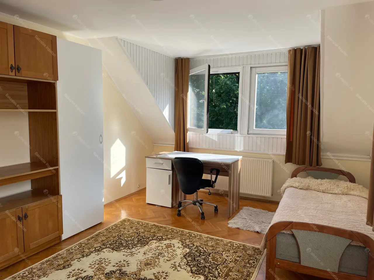 Kiadó albérlet 910000 Ft/hó áron: Budapest, XII. kerület  Eötvös út. Mérete: 220 nm, 5 szobás | Alberlet.hu - 5434109