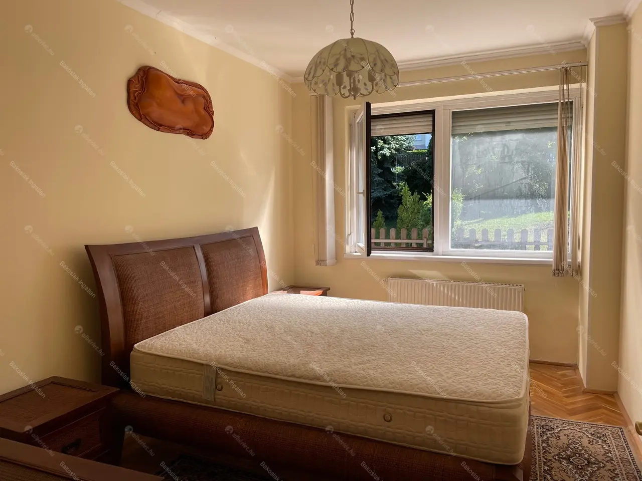 Kiadó albérlet 910000 Ft/hó áron: Budapest, XII. kerület  Eötvös út. Mérete: 220 nm, 5 szobás | Alberlet.hu - 5434119