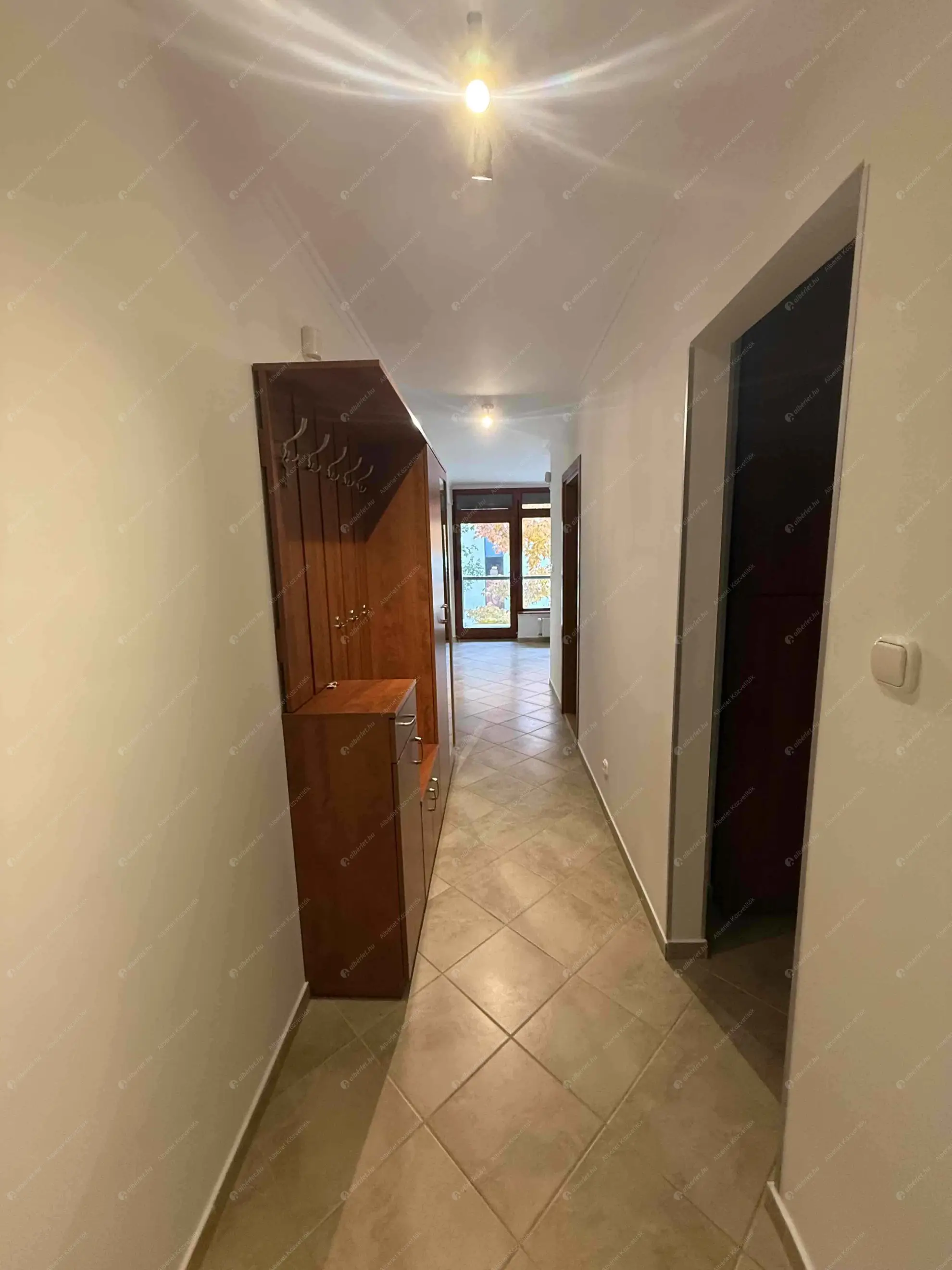 Kiadó albérlet 335000 Ft/hó áron: Budapest, XII. kerület  Eötvös út. Mérete: 68 nm, 2 szobás | Alberlet.hu - 6564561